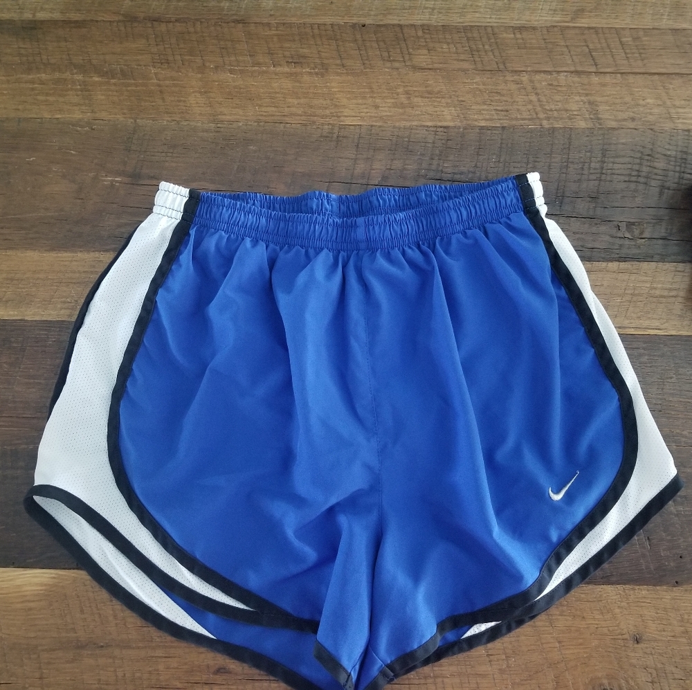 Womens Nike shorts Small